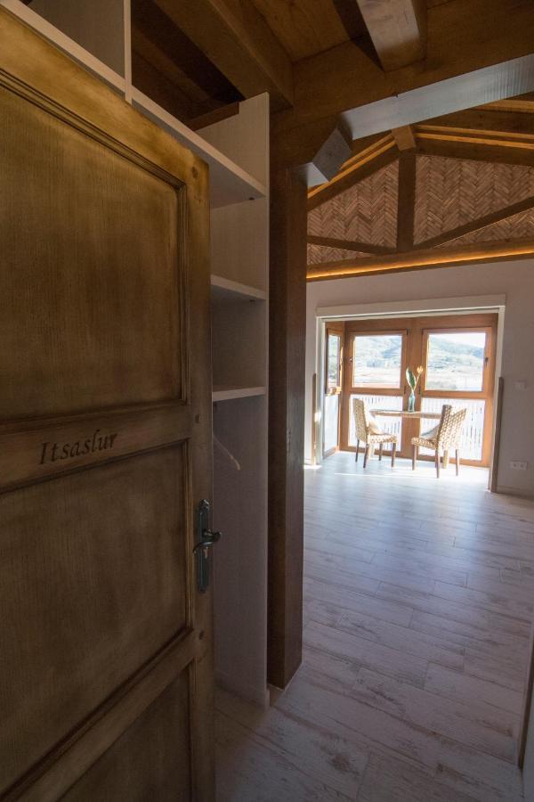 Casa Rural Mugarri Povena ภายนอก รูปภาพ